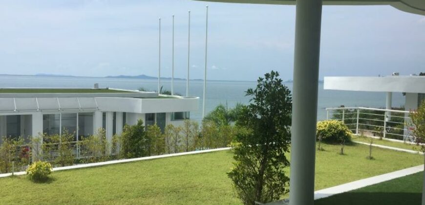 Sea View Condo For Sale at Jomtien