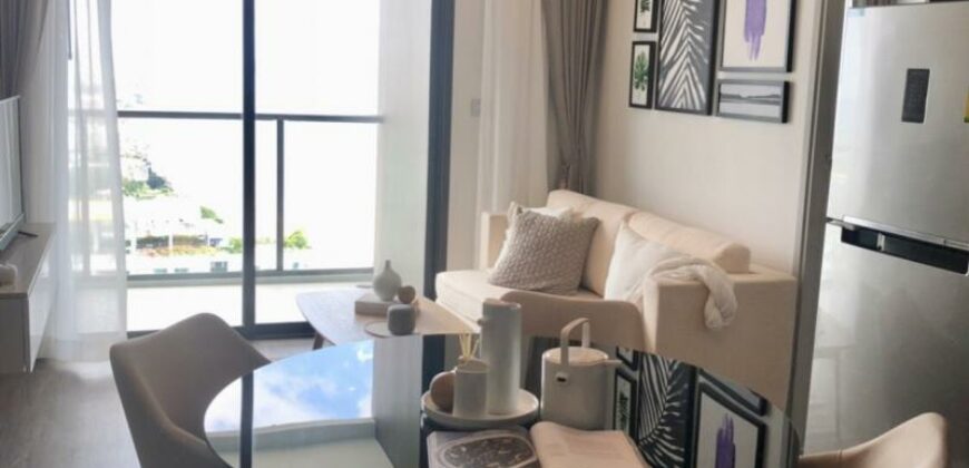 Jomtien Beach Front Condo For Sale