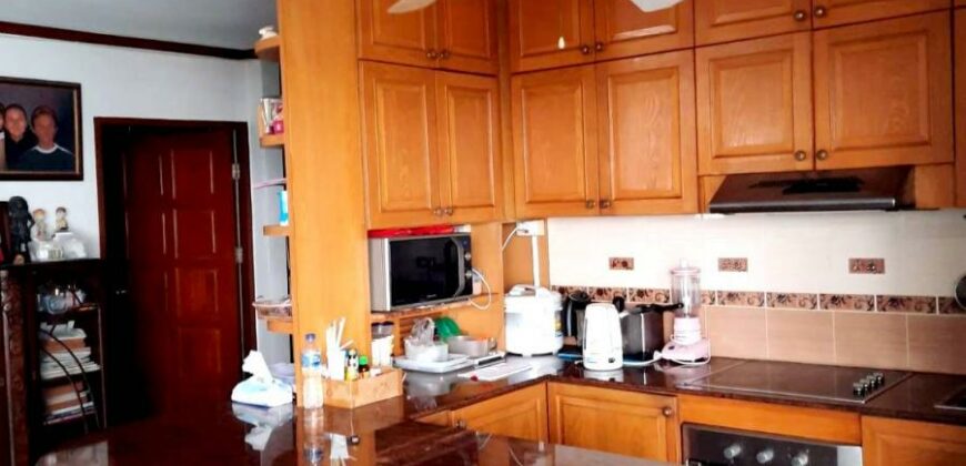 3 Bedrooms Condo For Sale Jomtien Complex Condotel