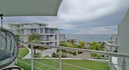 Sea View Condo For Sale at Jomtien