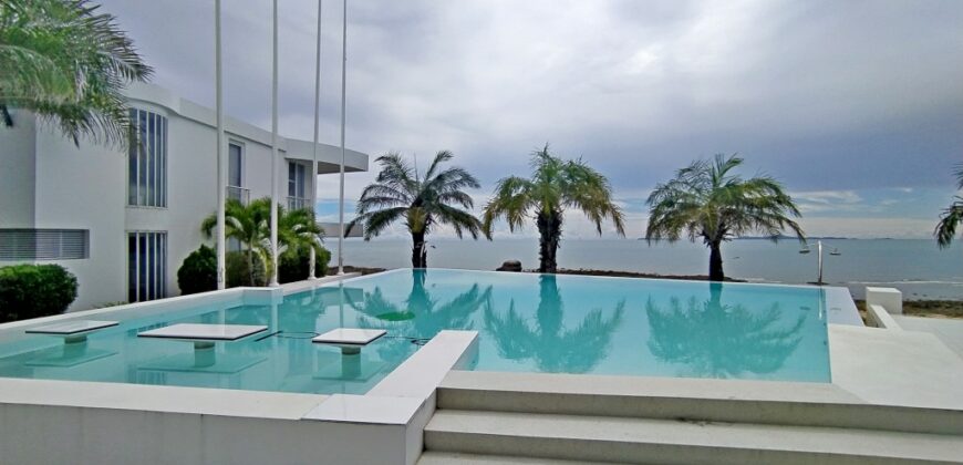 Sea View Condo For Sale at Jomtien