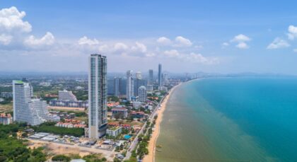 New beachfront condominium in Jomtien