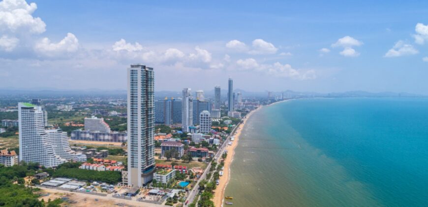 New beachfront condominium in Jomtien