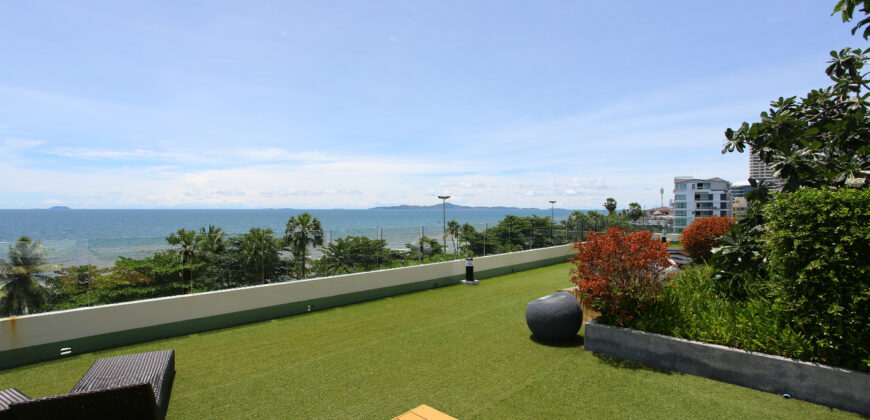 New beachfront condominium in Jomtien