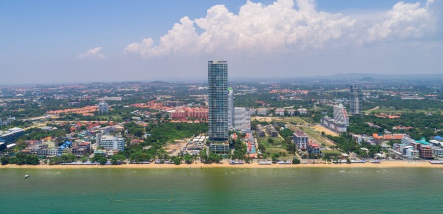 New beachfront condominium in Jomtien