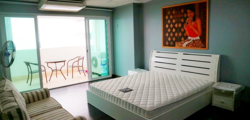 2 Bedrooms sea view condo for sale or rent in Jomtien