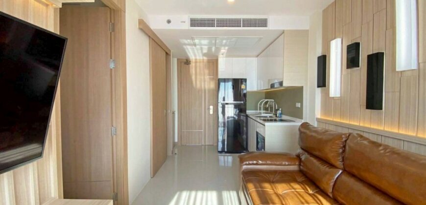 Sea View Condo For Sales and Rent at the Riviera Jomtien