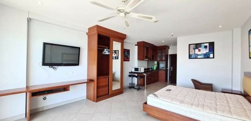 Studio condo for rent  at View Talay 7