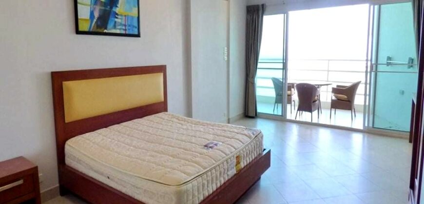 Studio condo for rent  at View Talay 7