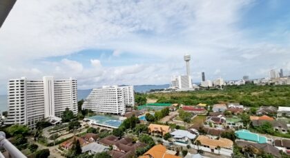 Sea view studio for sale in View Talay condo 5