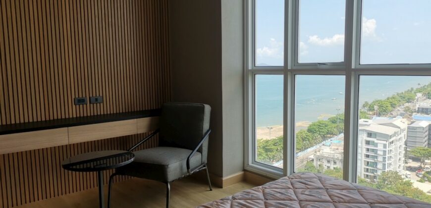 Luxury Sea View Condo for Sale at Jomtien Beach