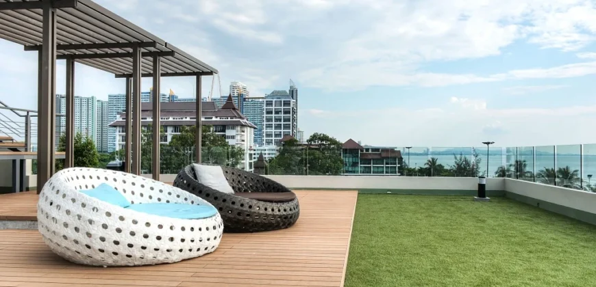 Luxury Sea View Condo for Sale at Jomtien Beach