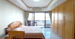 3bedrooms for sale at Jomtien Plaza condotel