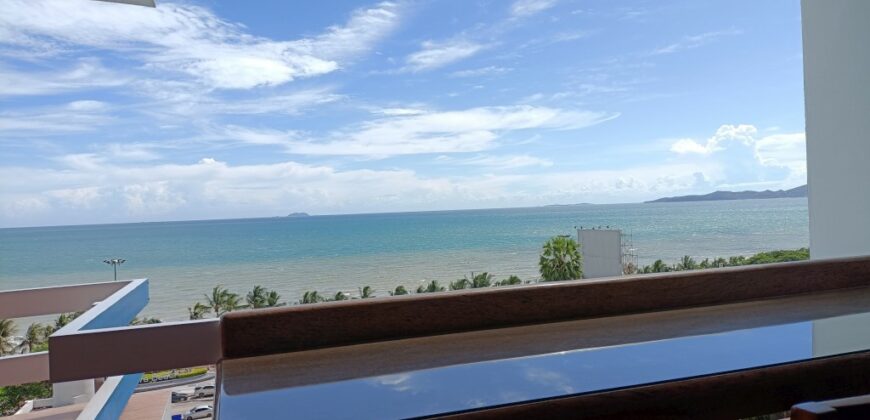 3bedrooms for sale at Jomtien Plaza condotel