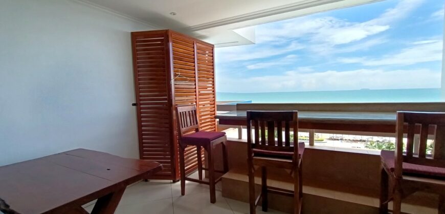 3bedrooms for sale at Jomtien Plaza condotel