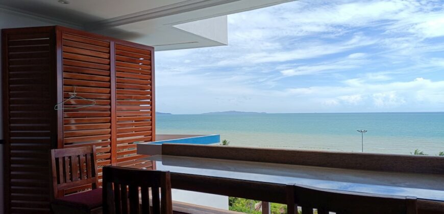 3bedrooms for sale at Jomtien Plaza condotel