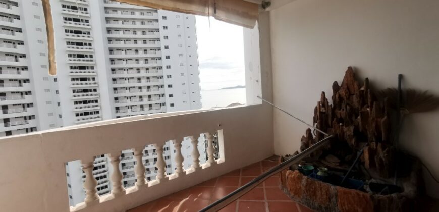 Studio condo for sale at Jomtien Complex Condotel