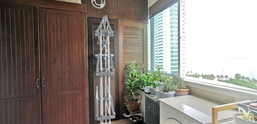 Sea View condo For sale at Jomtien Complex