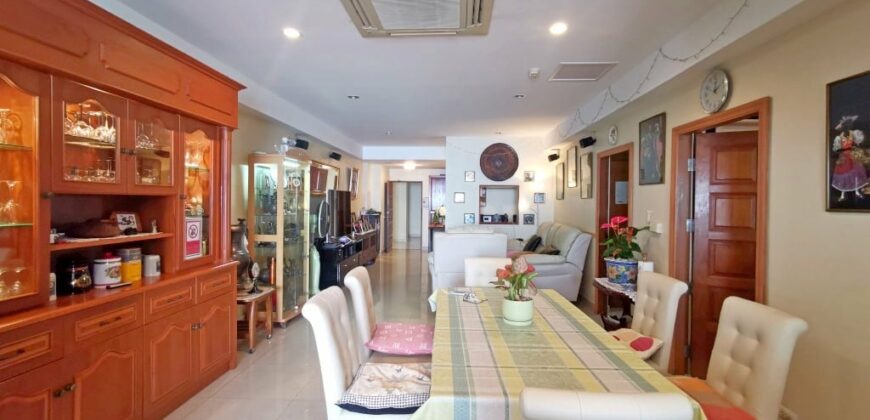 Sea View condo For sale at Jomtien Complex