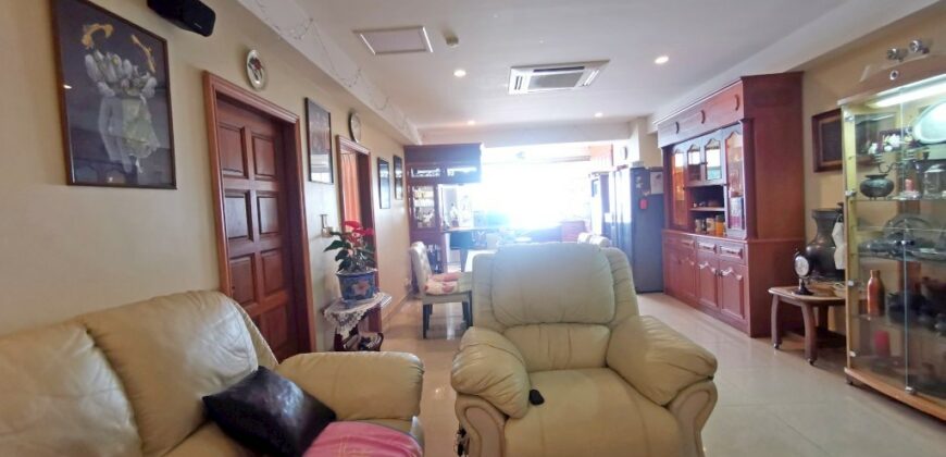 Sea View condo For sale at Jomtien Complex