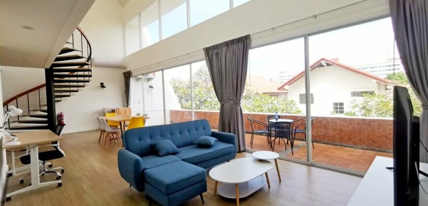 Newly renovated 3 bedrooms duplex for rent at Jomtien