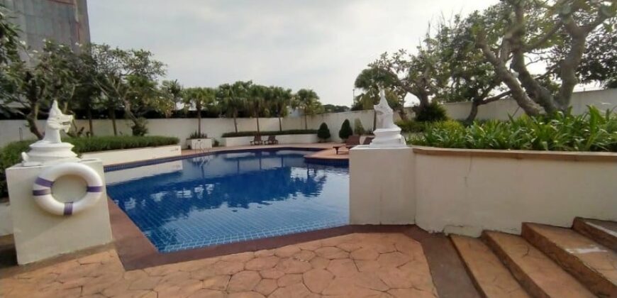 Newly renovated 3 bedrooms duplex for rent at Jomtien