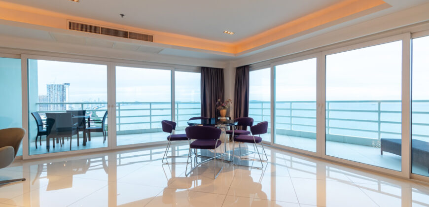 Large 2 bedrooms with an office and parking space for sale View Talay 7