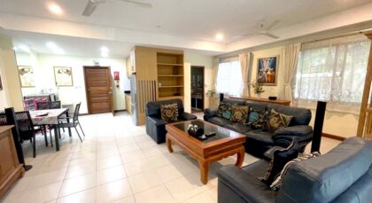 Large 1bed corner unit for sale