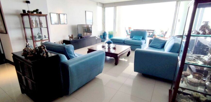 Luxury sea View Condo for sale at The Residence at Dream