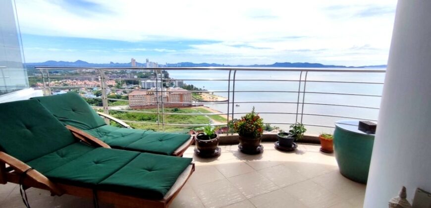 Luxury sea View Condo for sale at The Residence at Dream