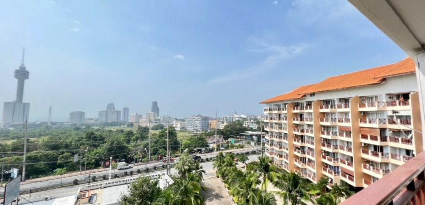 Beautiful 1 Bedroom For Sale at Royal Hill Resort