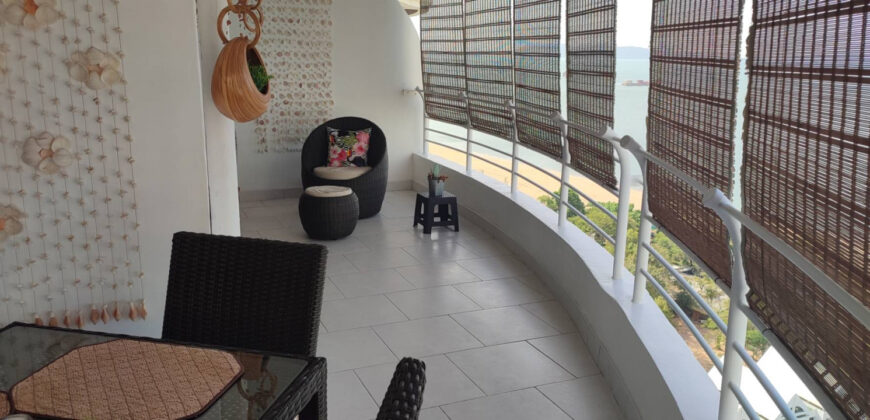 Fantastic Sea View Condo For Sale at Metro Jomtien