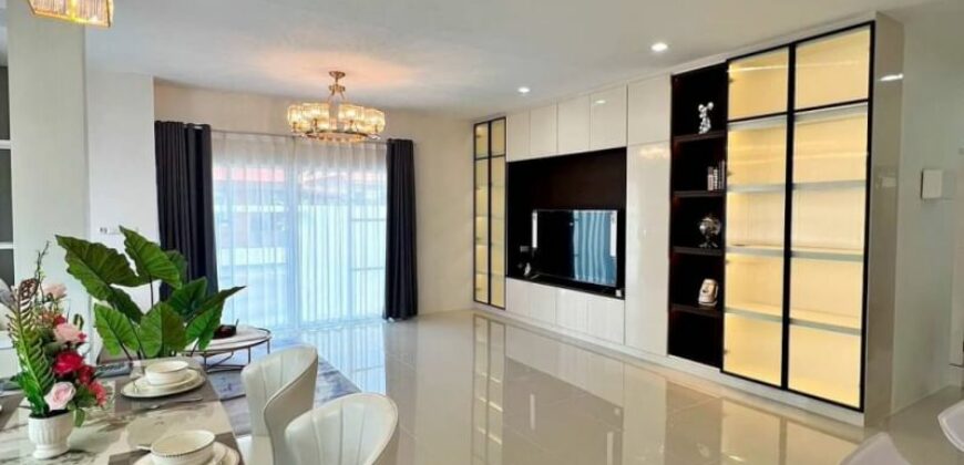 Beautiful House for Sale at East Pattaya