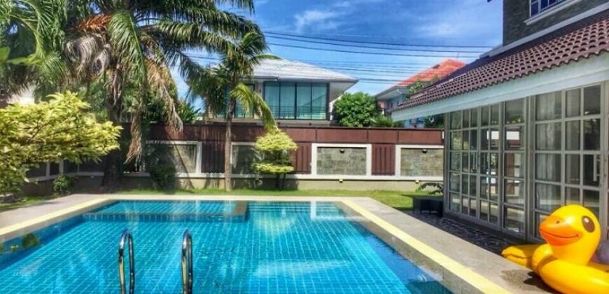 Beautiful 5 Bedroom House For Sale In Jomtien