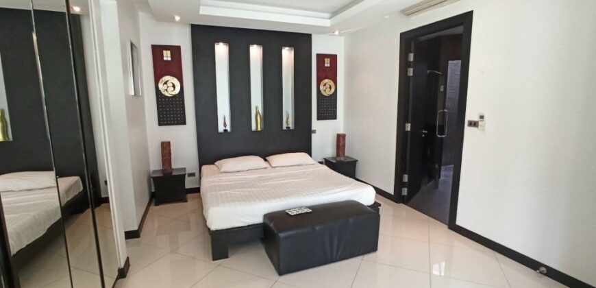 Luxury 4 Bedroom House For Sale in Jomtien