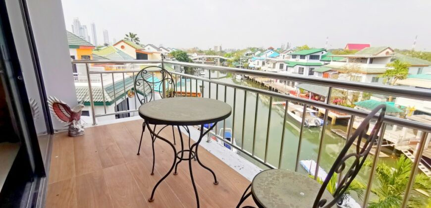 Very Unique Property In Jomtien Yacht Club 3