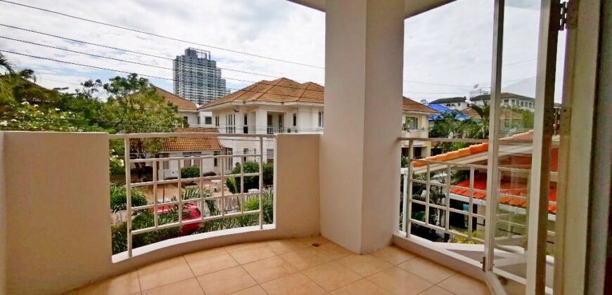 Two Storey House For Sale near Jomtien Beach