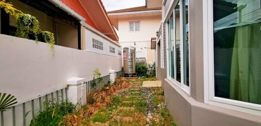 Two Storey House For Sale near Jomtien Beach