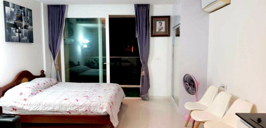 Studio For Rent In Beachfront Jomtien Residence