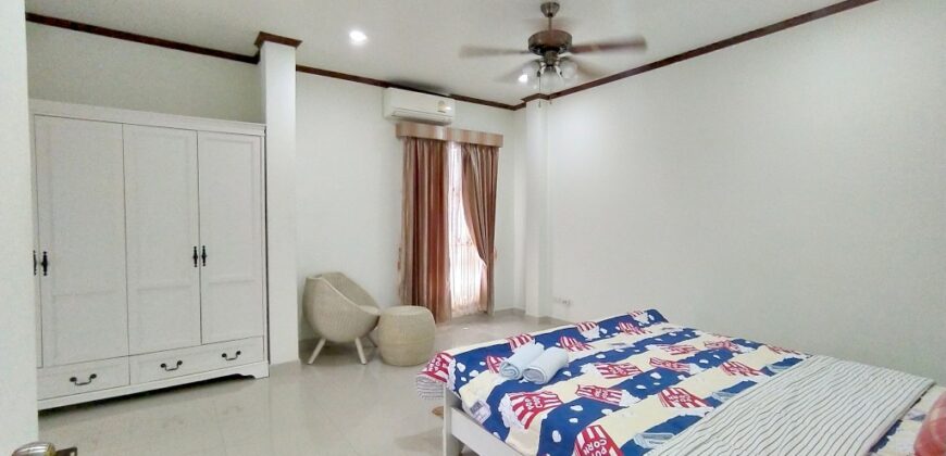 Pool Villa house for rent near Jomtien beach