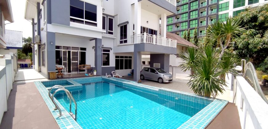 Pool Villa house for rent near Jomtien beach