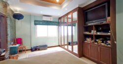 2 bedroom house for sale at Jomtien condotel village