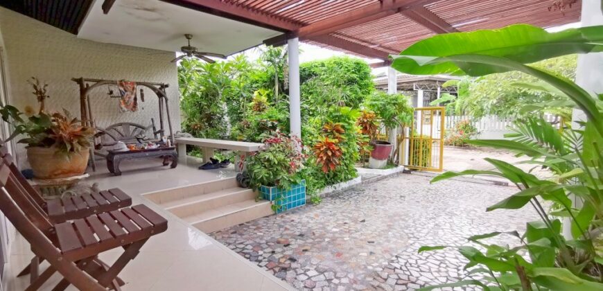 2 bedroom house for sale at Jomtien condotel village