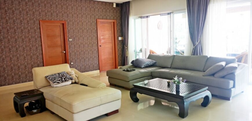 Pool Villa for Sale at View Point Village, Jomtien