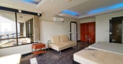 Sea view condo for sale at Jomtien Plaza Condotel