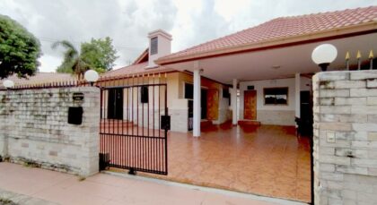 3 Bedroom House At Mabprachan Lake!