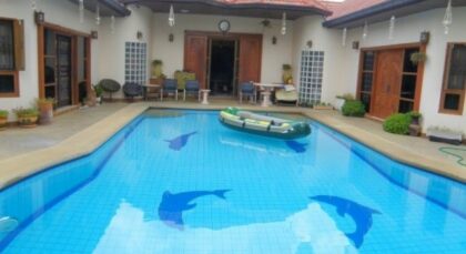 Private House And Business Apartment For Sale