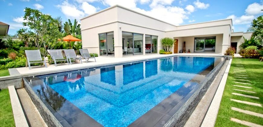 Trendy Pool Villa For Sale In The Vineyard 3