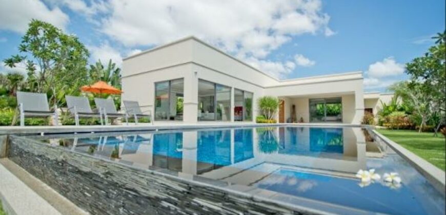 Trendy Pool Villa For Sale In The Vineyard 3