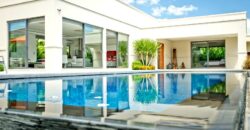 Trendy Pool Villa For Sale In The Vineyard 3